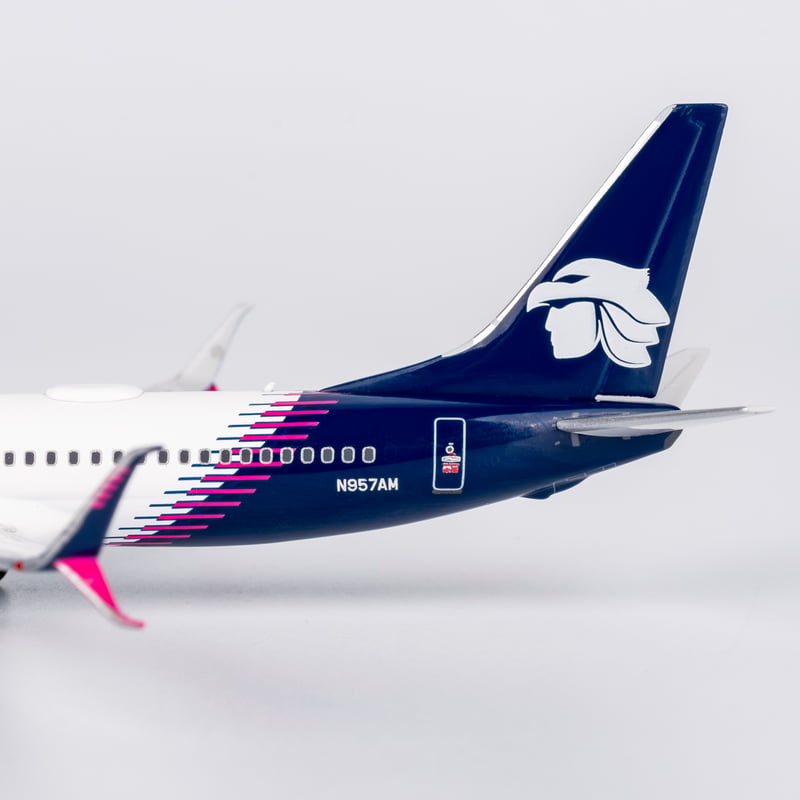お取り寄せ商品】1/400 737-800/w アエロメヒコ航空「新塗装」 N957