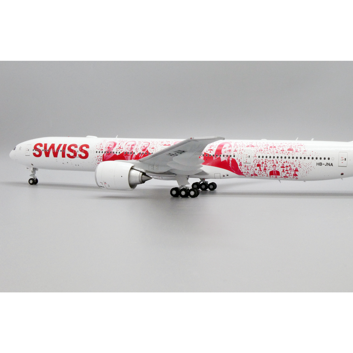 旅客機模型　スイス航空　B777-300ER　1/400　　　　こ 旅客機模型 スイス航空 B777-300ER 1/400 こ 旅客機模型 スイス