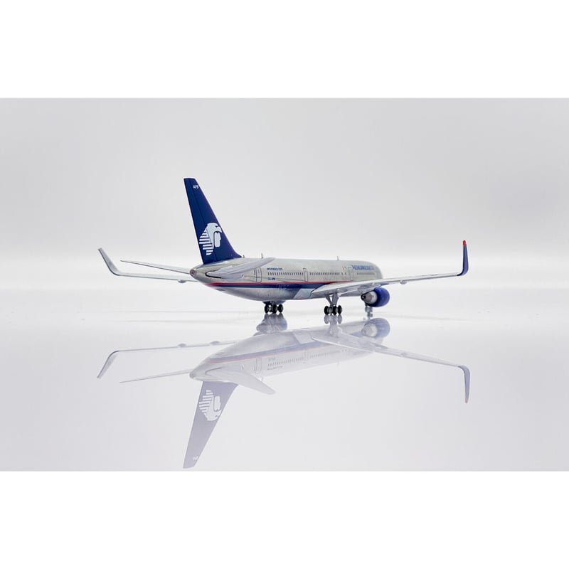 アエロメヒコ航空 767-300ER XA-APB 1/400 お取り寄せ商品】1/400 767-300ER アエロメヒコ航空 XA-APB