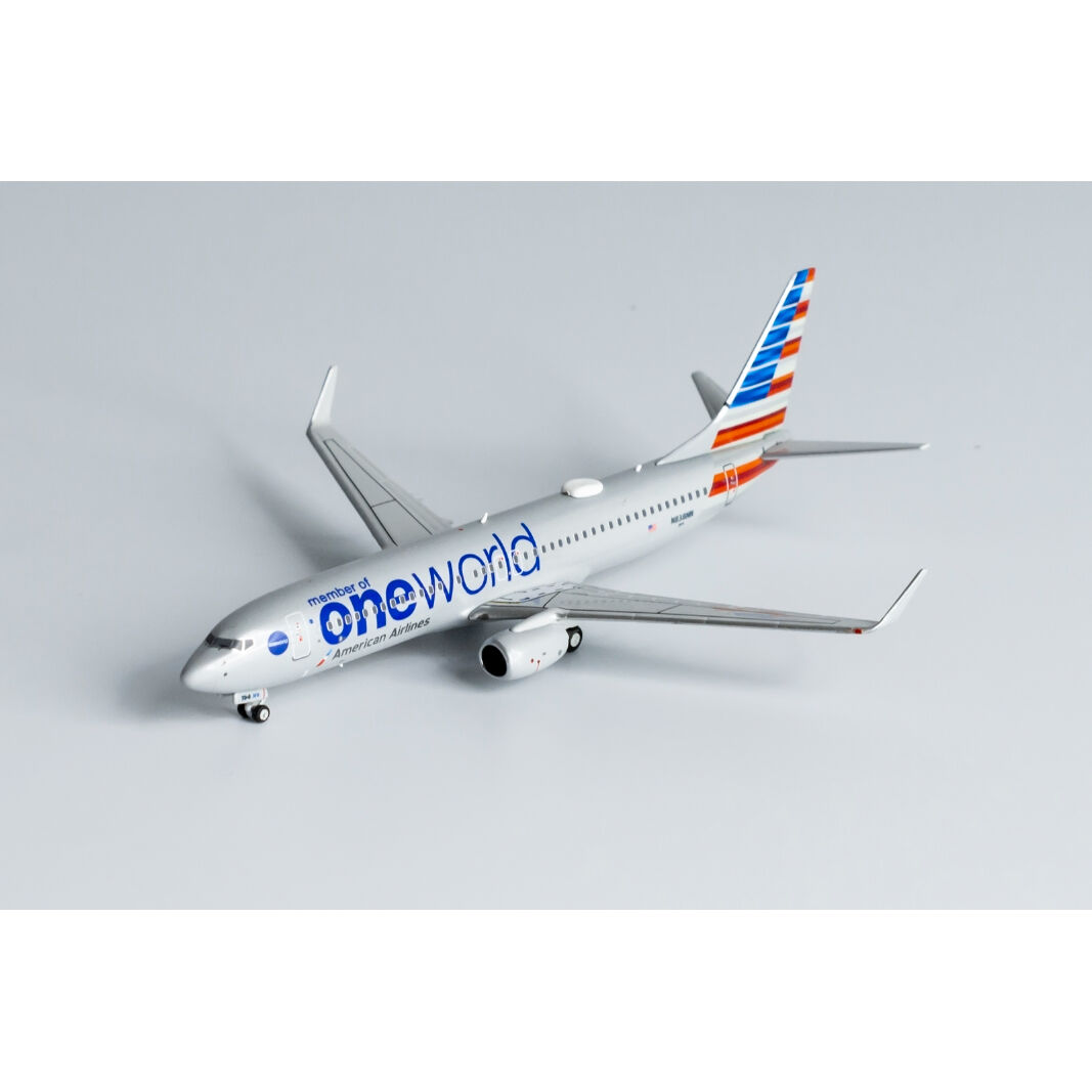 アメリカン航空　ポーイング737-800 1:200 アメリカン航空 ポーイング737-800 1:200