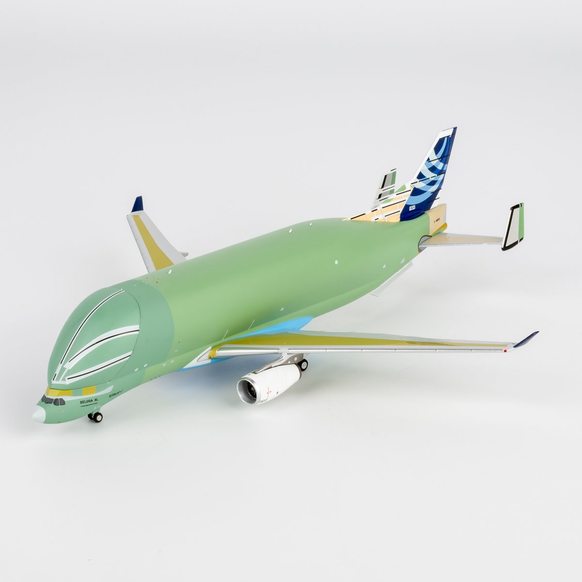 お取り寄せ商品】1/400 A330-743L エアバス 「ベルーガ XL 」 F-W