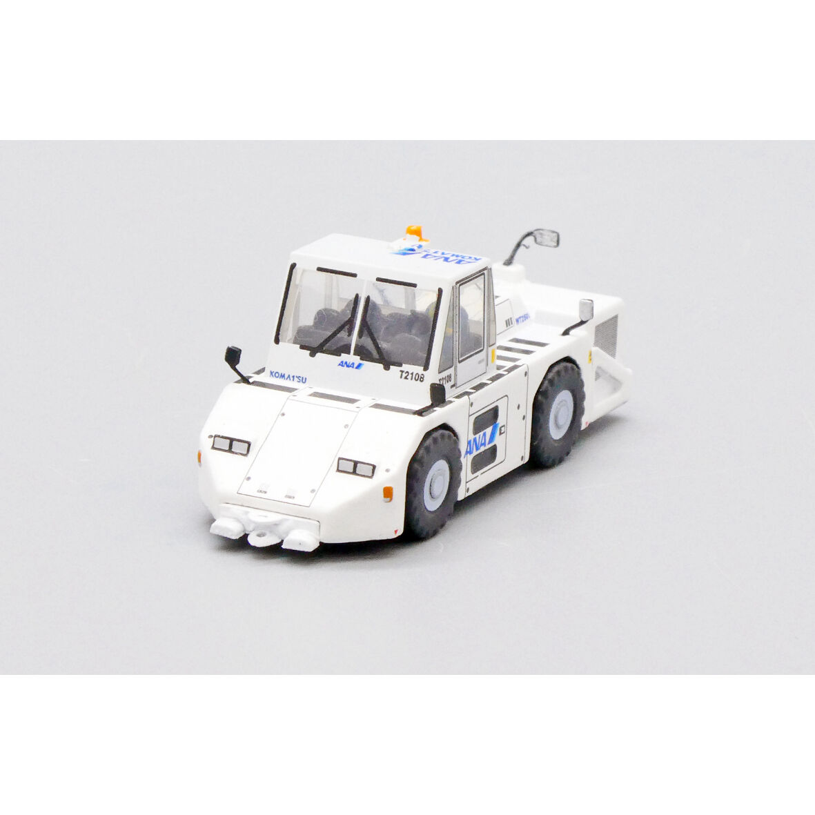 非売品・新商品情報】1/200 トーイングカー ANAカラー | ひこーき 非売品・新商品情報】1/200 トーイングカー ANAカラー | ひこーき