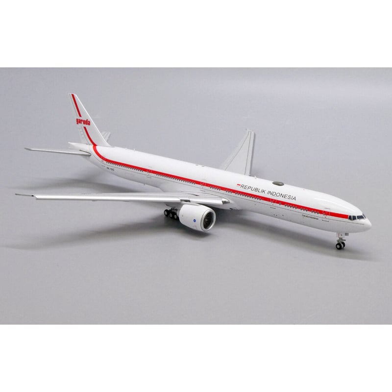 1/400 777-300ER ガルーダインドネシア航空 レトロ塗装 PK-GIG fla