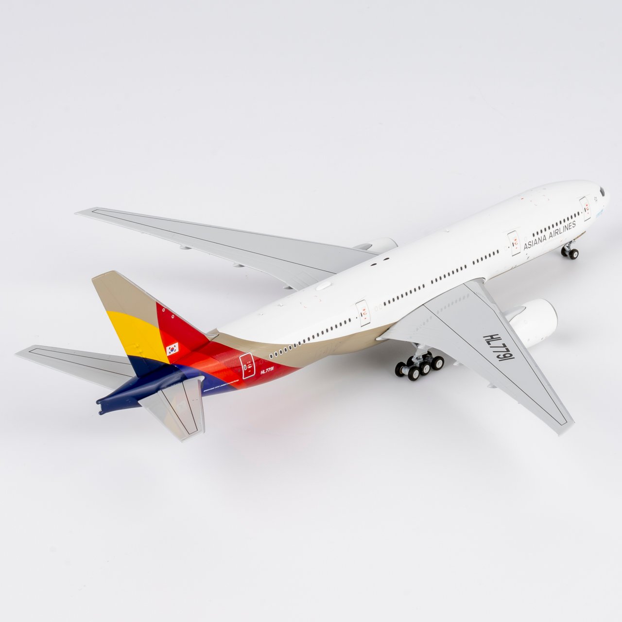 お取り寄せ商品】1/400 777-200ER アシアナ航空「revised tit