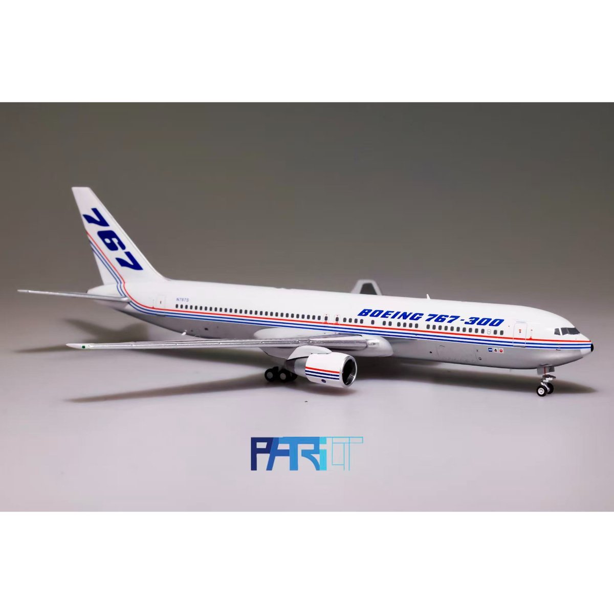 航空機　9箱モデルキットセット 767-300, MD-11, 747-400 1/400 767-300 ボーイング社「ハウスカラー」 N767S (ポリッシュ仕上