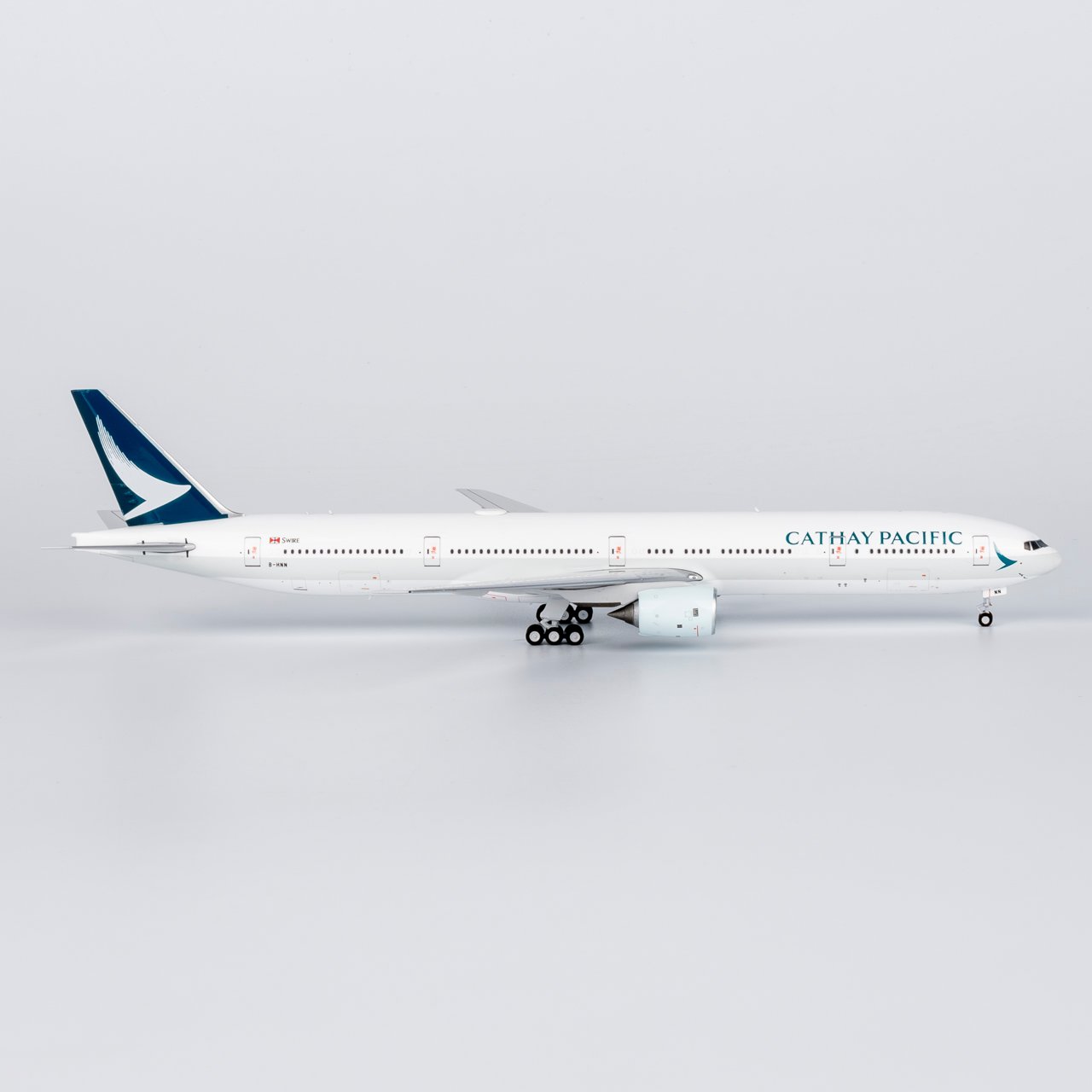 1/400 777-300 キャセイパシフィック航空 B-HNN
