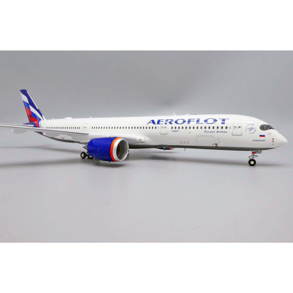 アウトレット 模型飛行機 アエロフロート A350-900 ロシア航空 LED アウトレット 模型飛行機 アエロフロート A350-900 ロシア航空 LED