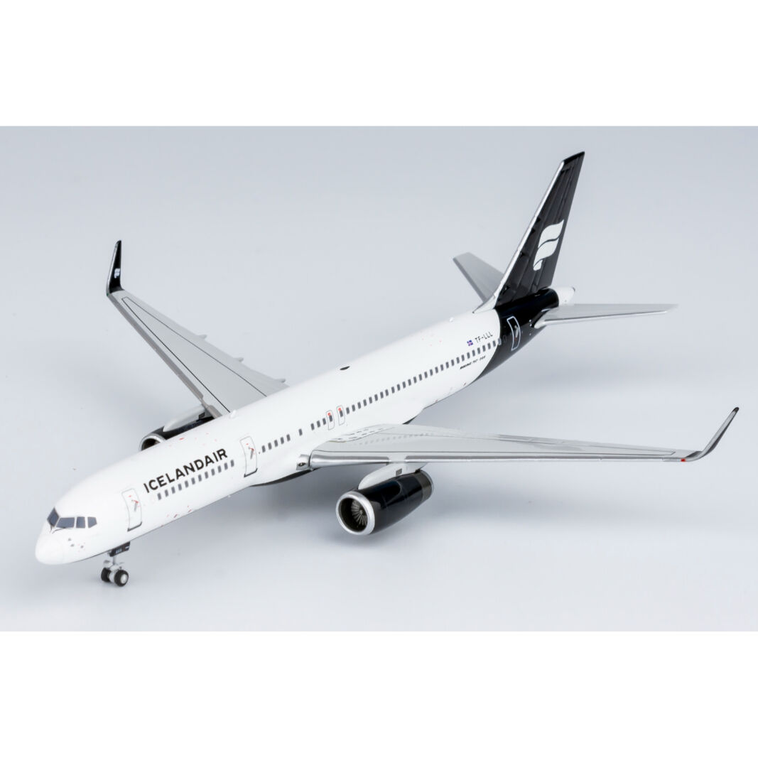 お取り寄せ商品】1/400 757-200/w アイスランド航空 TF-LL