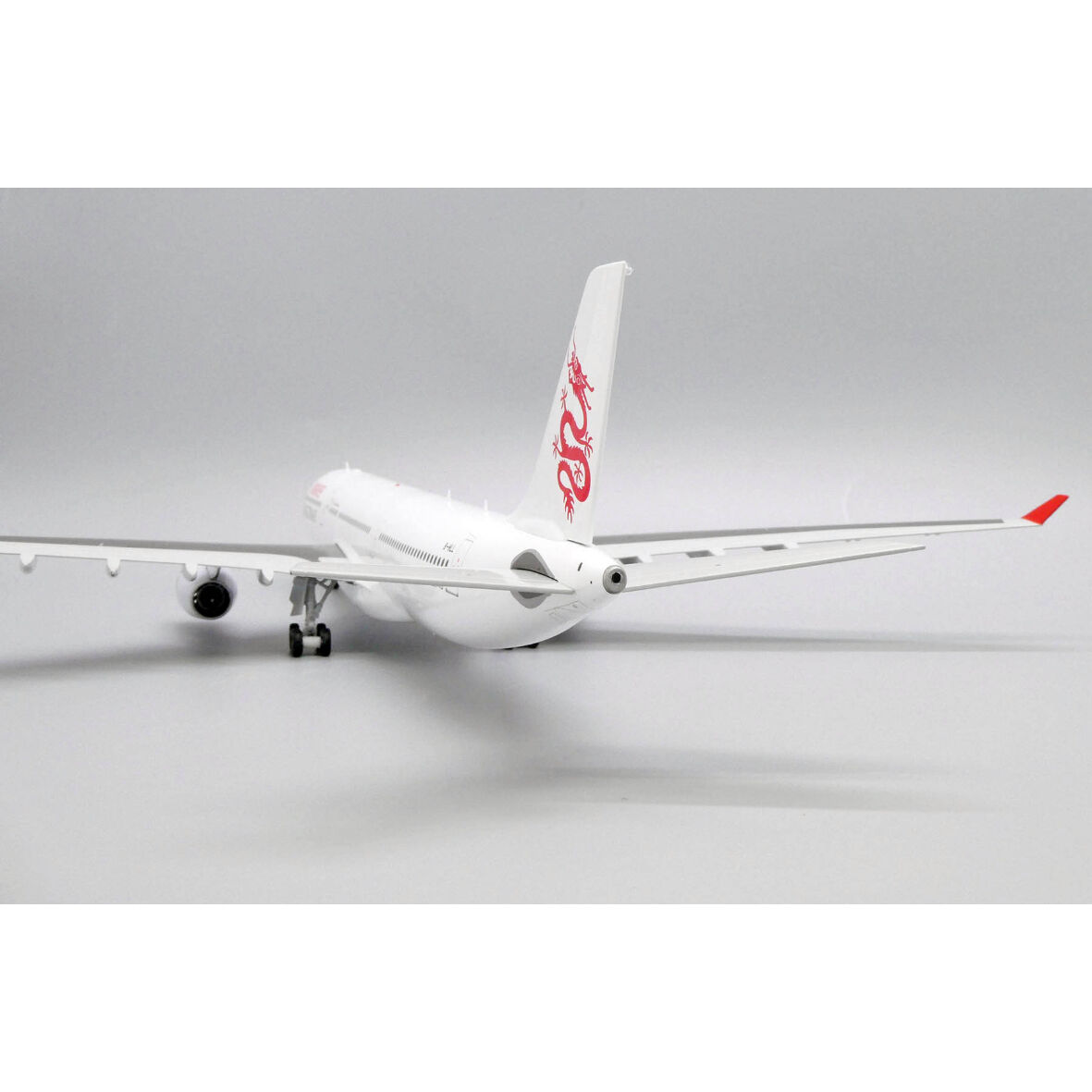 1/200 A330-300 ドラゴンエアー B-HLL | ひこーきちゃん模型専門店