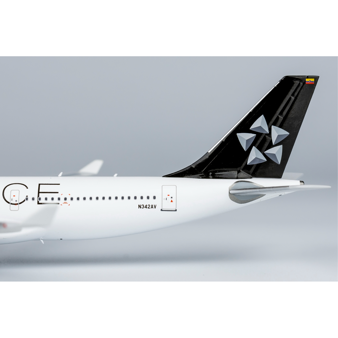 お取り寄せ商品】1/400 A330-200 アビアンカ航空「スター