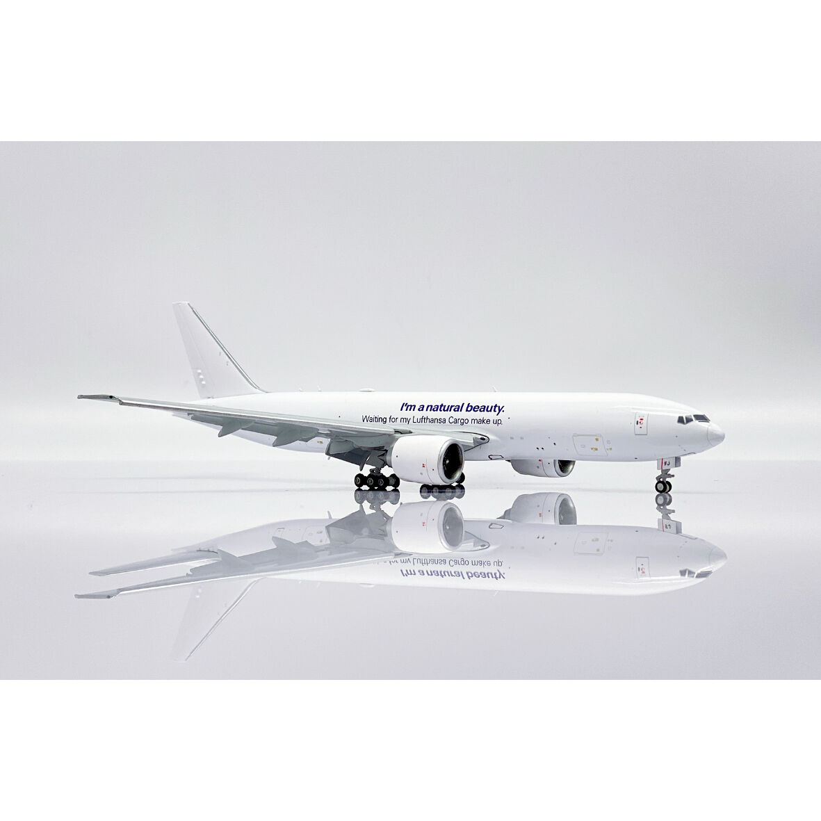 お取り寄せ商品】1/400 777-200LRF ルフトハンザ・カーゴ D