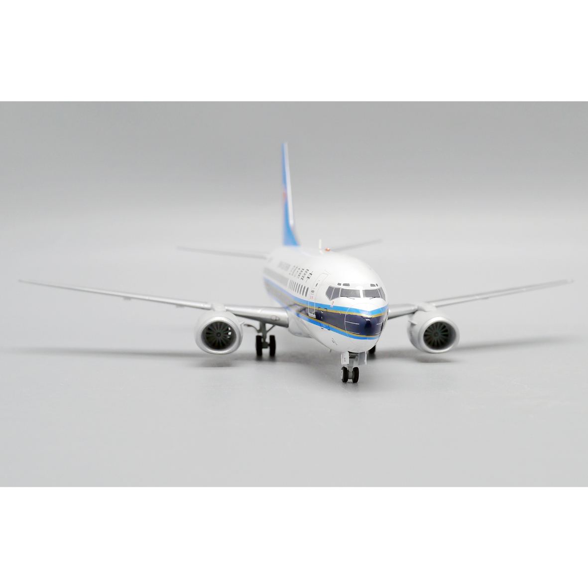 Boeing 737-200 南方航空 (現JTA)1/200 Boeing 737-200 南方航空 (現JTA)1/200 Boeing 737-200 南方航空 (現