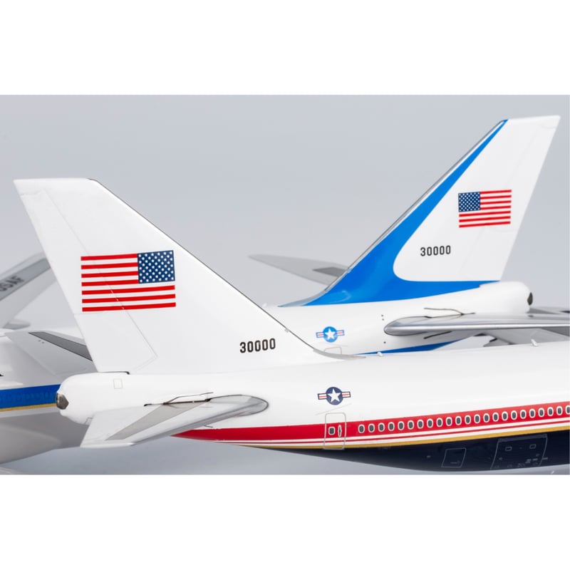 ヴィーナスファウンテン 抽選機 一式 転売可 【最低価格保証】 ☆ナイキ☆WMNS AIR FORCE 1 新品未使用 (Nike/スニーカー
