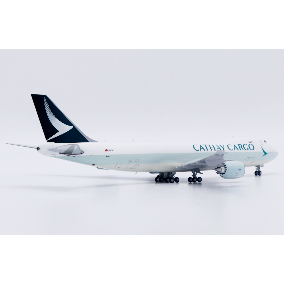 先割予約15％OFF】1/400 747-8F キャセイパシフィック航空「New Tit