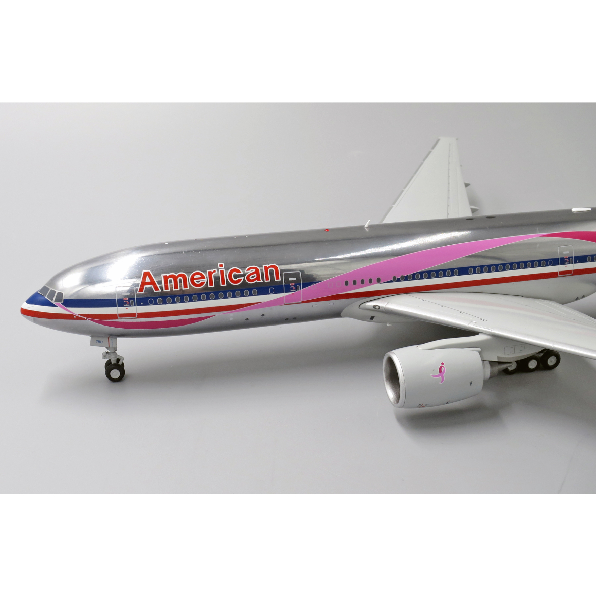 1/200 777-200ER アメリカン航空[Pink Ribbon]