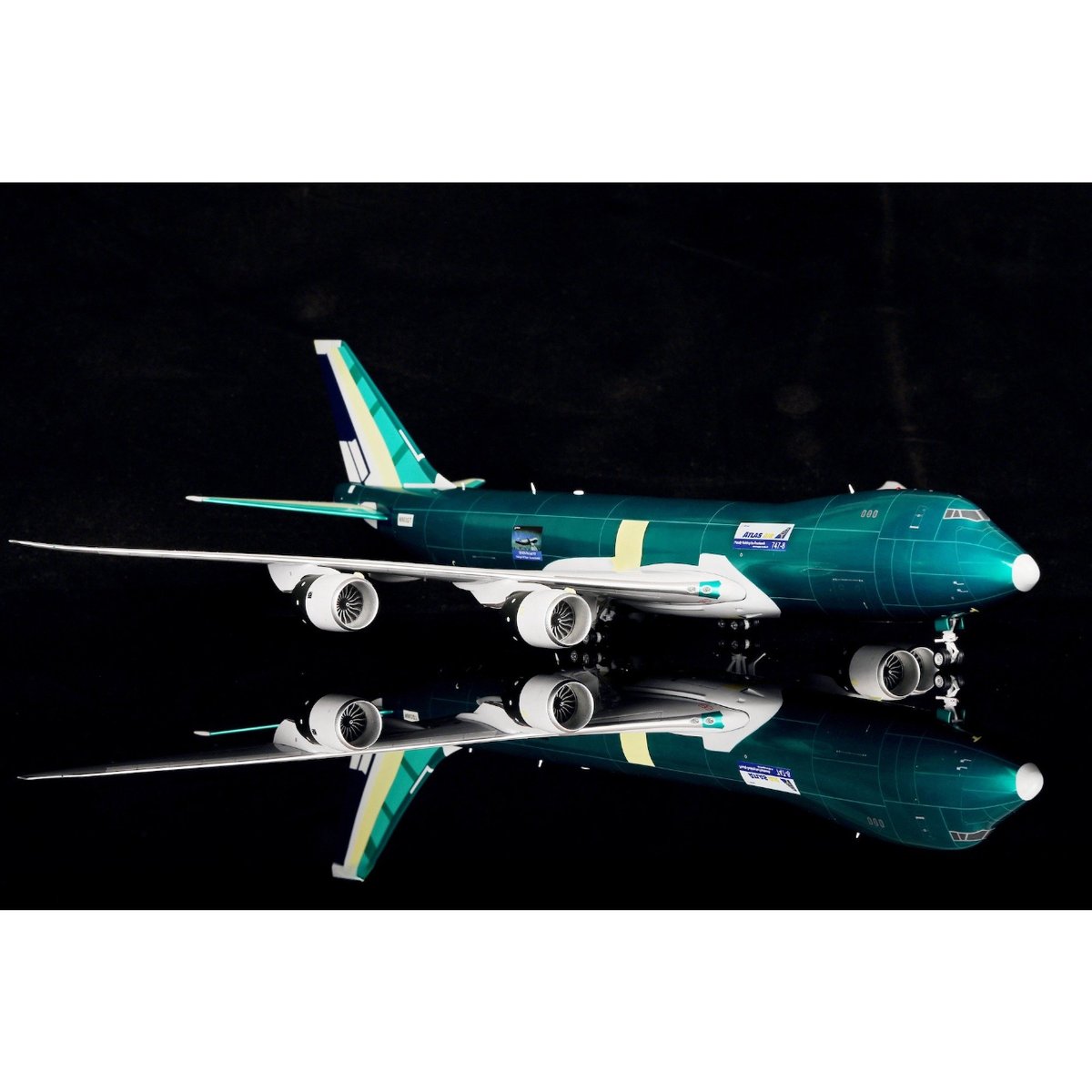 特価商品】【お取り寄せ商品】1/200 747-8F アトラス航空「747型最終