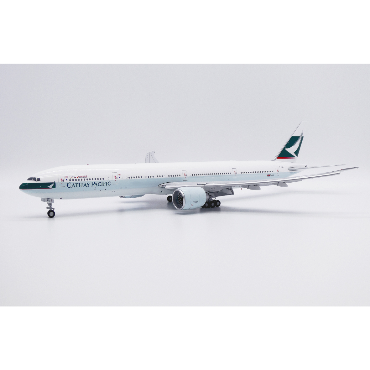 1/200 777-300ER キャセイパシフィック B-HNR