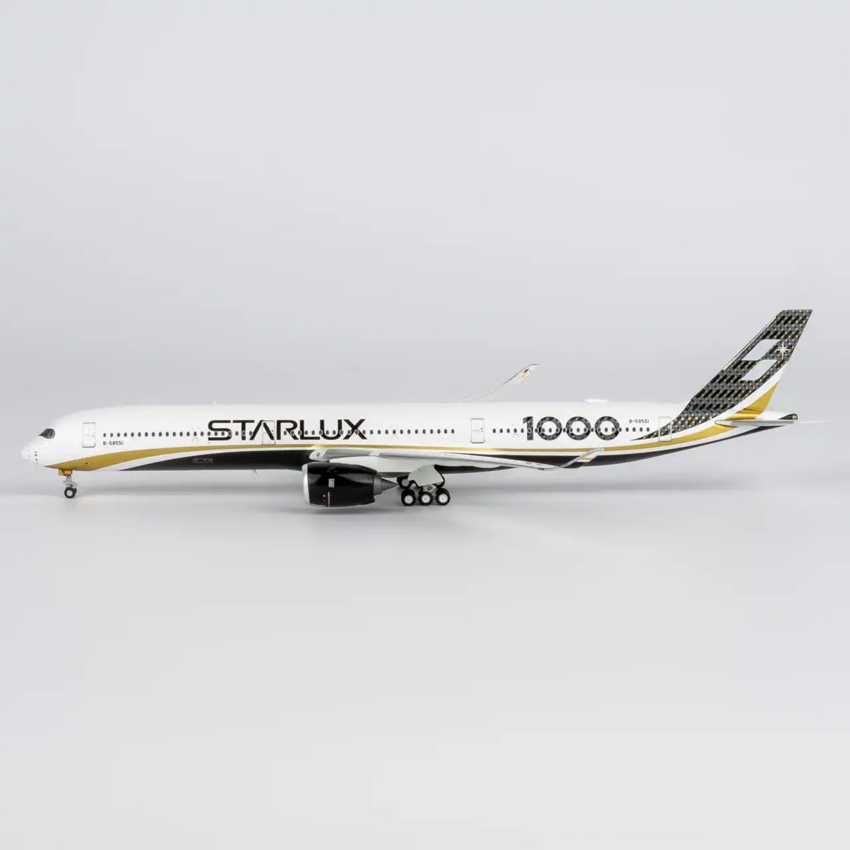 1/400 A350-1000 スターラックス航空 B-58551 | ひこーきちゃん