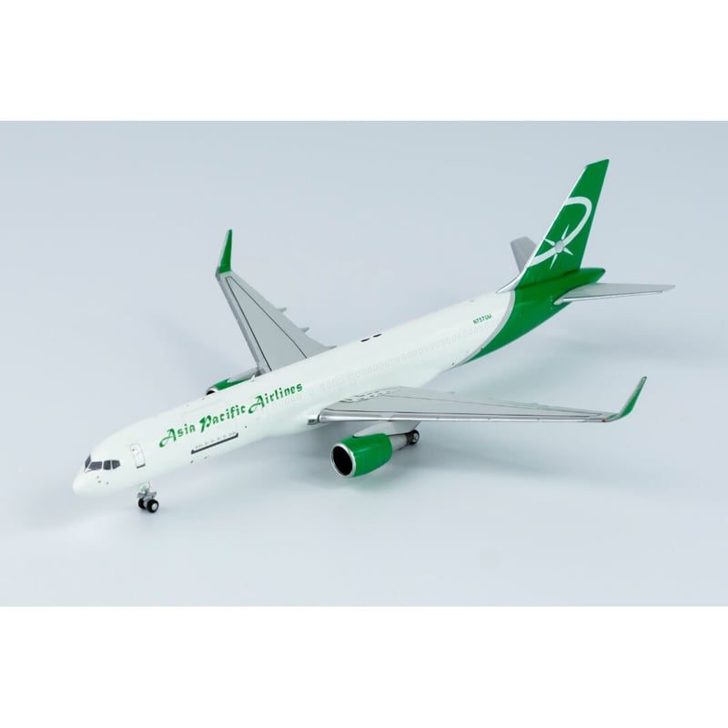 1/400 757-200SF アジア・パシフィック・エアラインズ N757QM | 1/400 757-200SF アジア・パシフィック・エアラインズ N757QM |