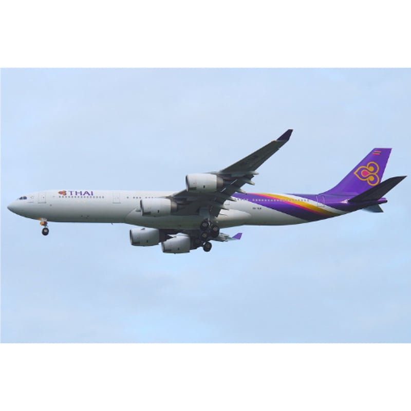 予約商品】1/400 A340-500 タイ国際航空 HS-TLB | ひこーきちゃん