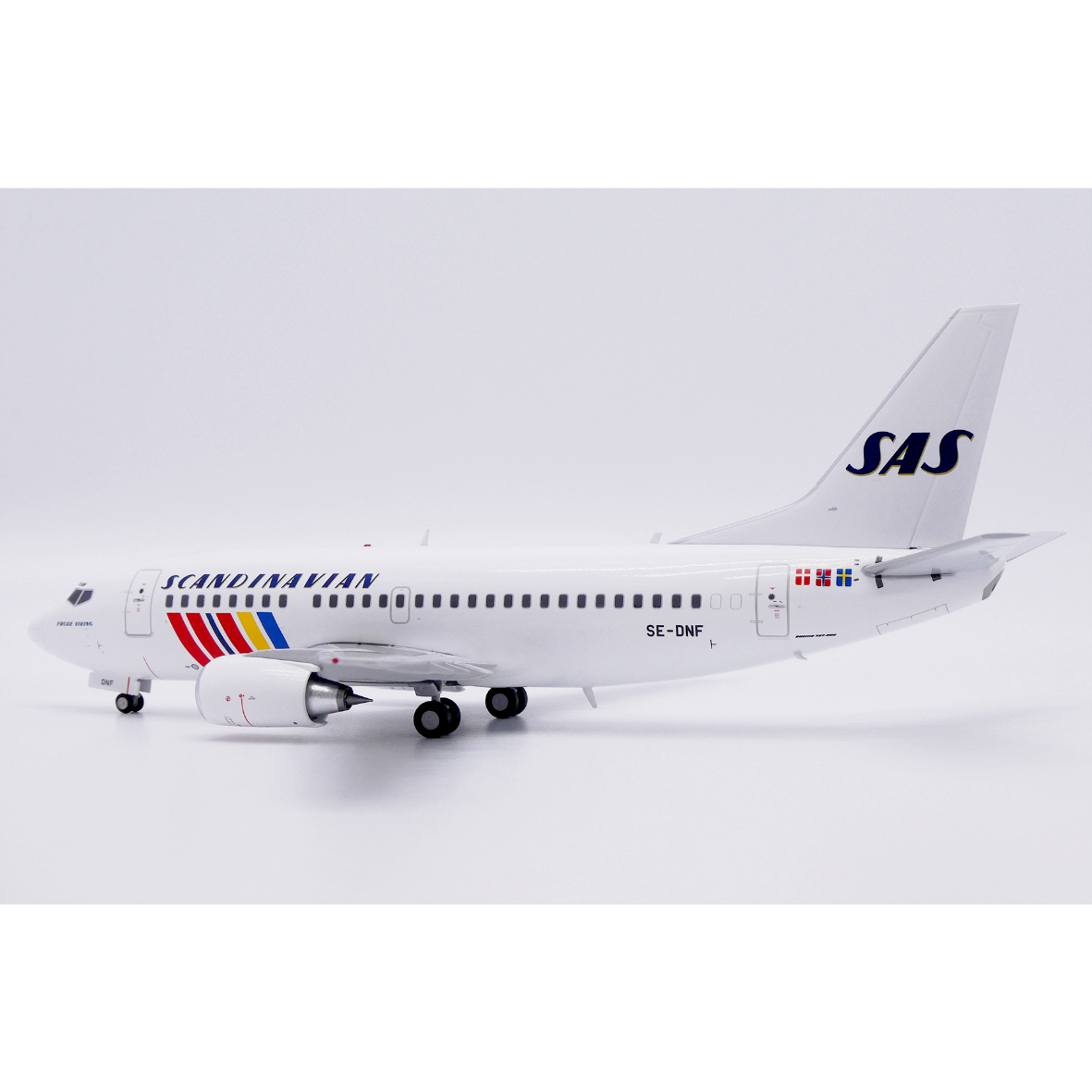 限時セール】【お取り寄せ商品】1/200 737-500 スカンジナビア(SAS