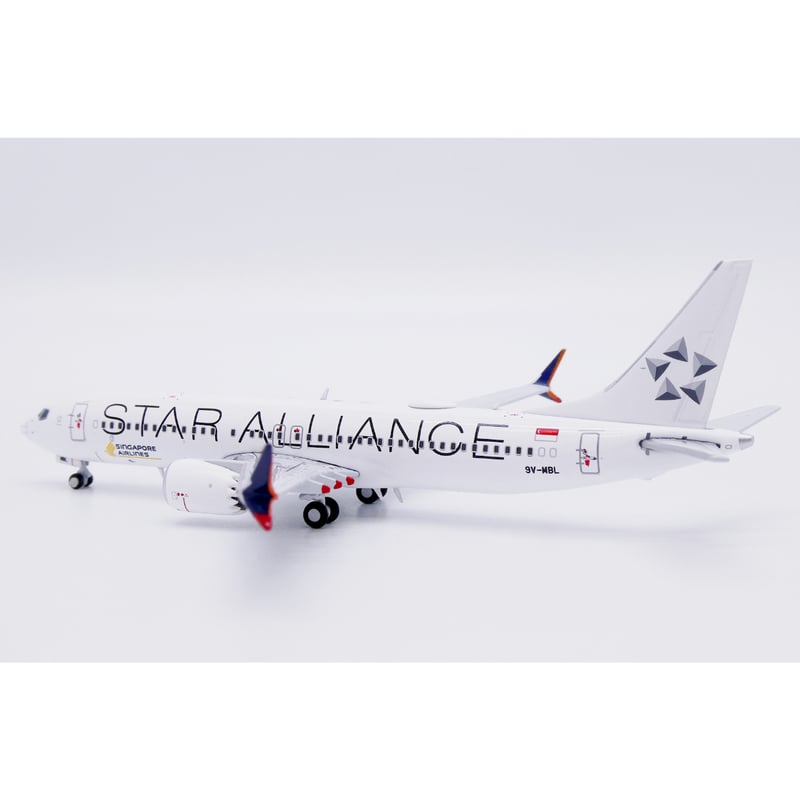 限時セール】【お取り寄せ商品】1/400 737 MAX 8 シンガポール航空