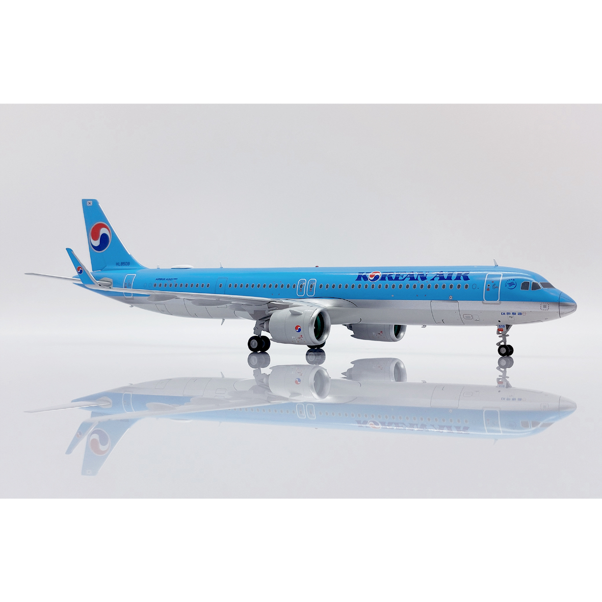 大韓航空　セット お取り寄せ商品】1/200 A321NEO 大韓航空 HL8509 | ひこーきち