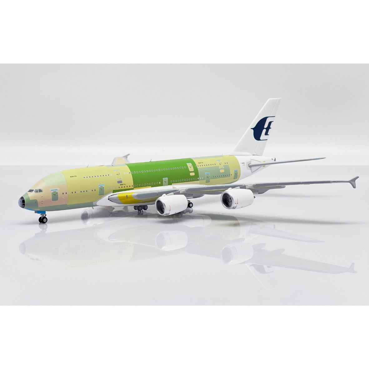 1/400 A380 マレーシア航空（エアバス社下地塗装） F-WWSG | ひこー