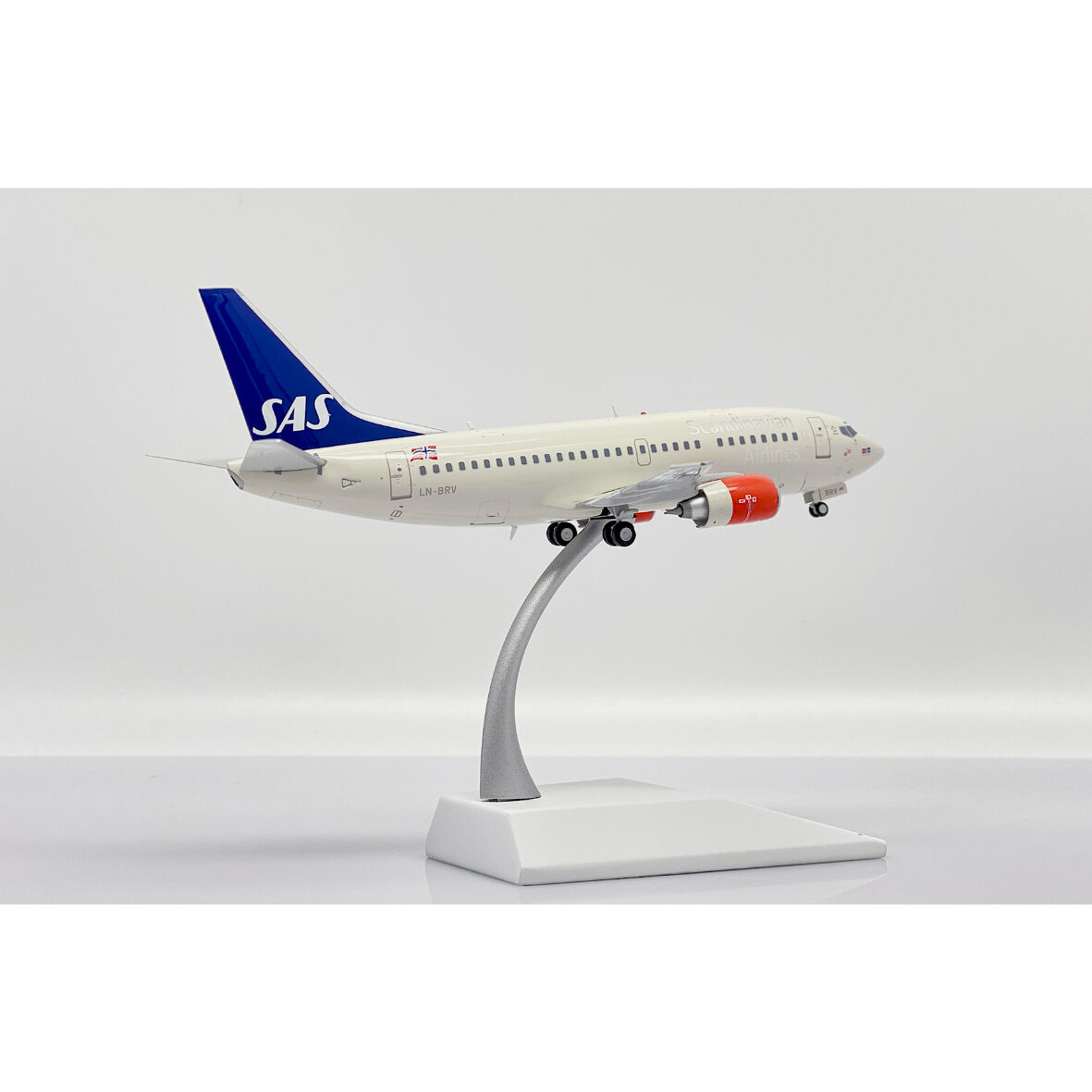 お取り寄せ商品】1/200 737-500 スカンジナビア航空