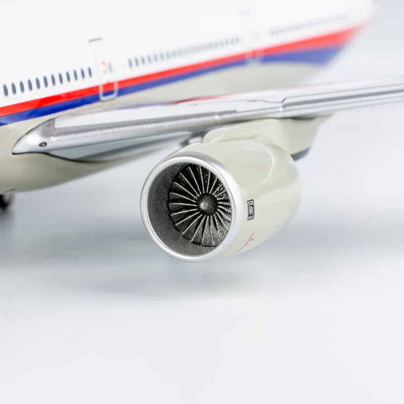お取り寄せ商品】1/400 777-300 マレーシア航空 9M