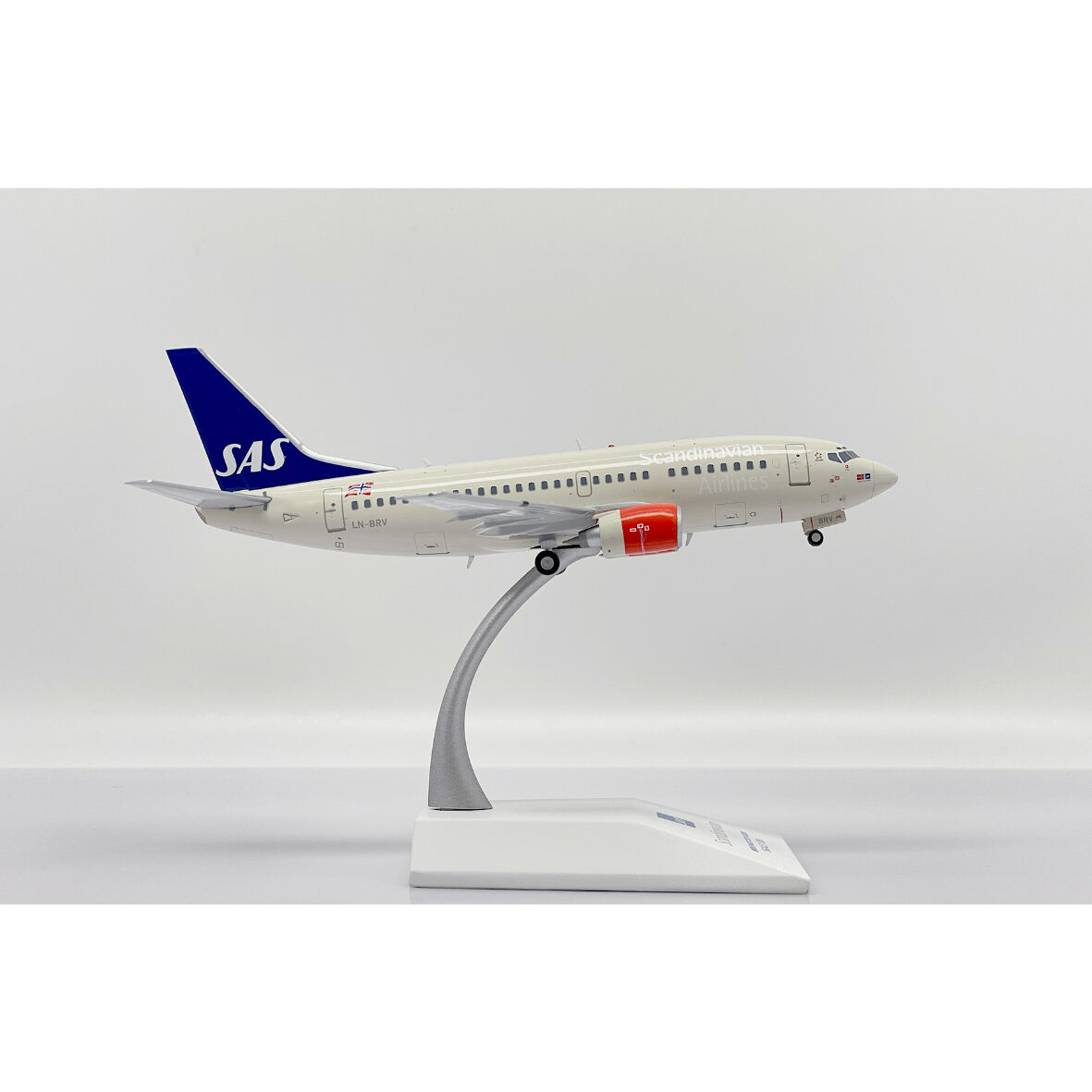 お取り寄せ商品】1/200 737-500 スカンジナビア航空