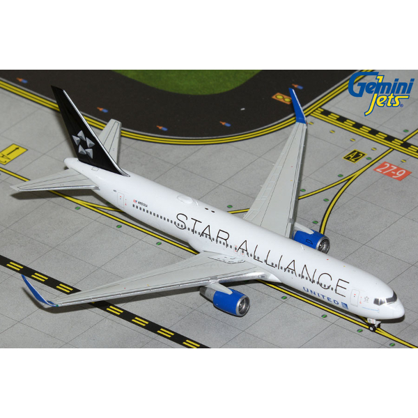 レア ANA ボーイング767-300 スターアライアンス 1/100 【公式通販】 レア ANA ボーイング767-300 スターアライアンス 1/100 【公式通販】