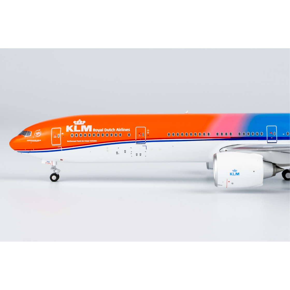 お取り寄せ商品】1/400 777-300ER KLMオランダ航空「オレンジ お取り寄せ商品】1/400 777-300ER KLMオランダ航空「オレンジ
