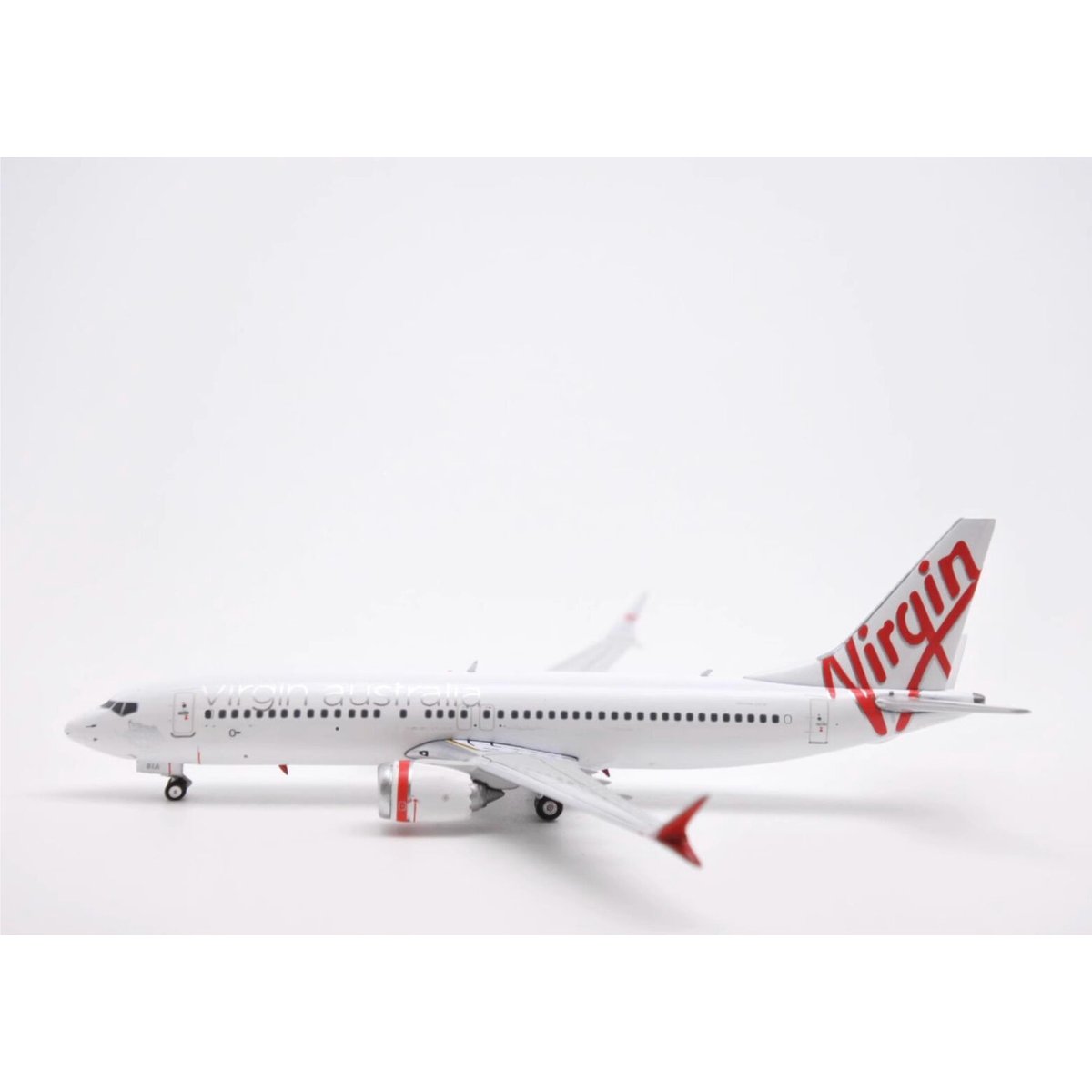 1/200 ヴァージンオーストラリア ボーイング737-8 MAX ヴァージン・オーストラリア、737-8-MAX初受領！羽田線737-700