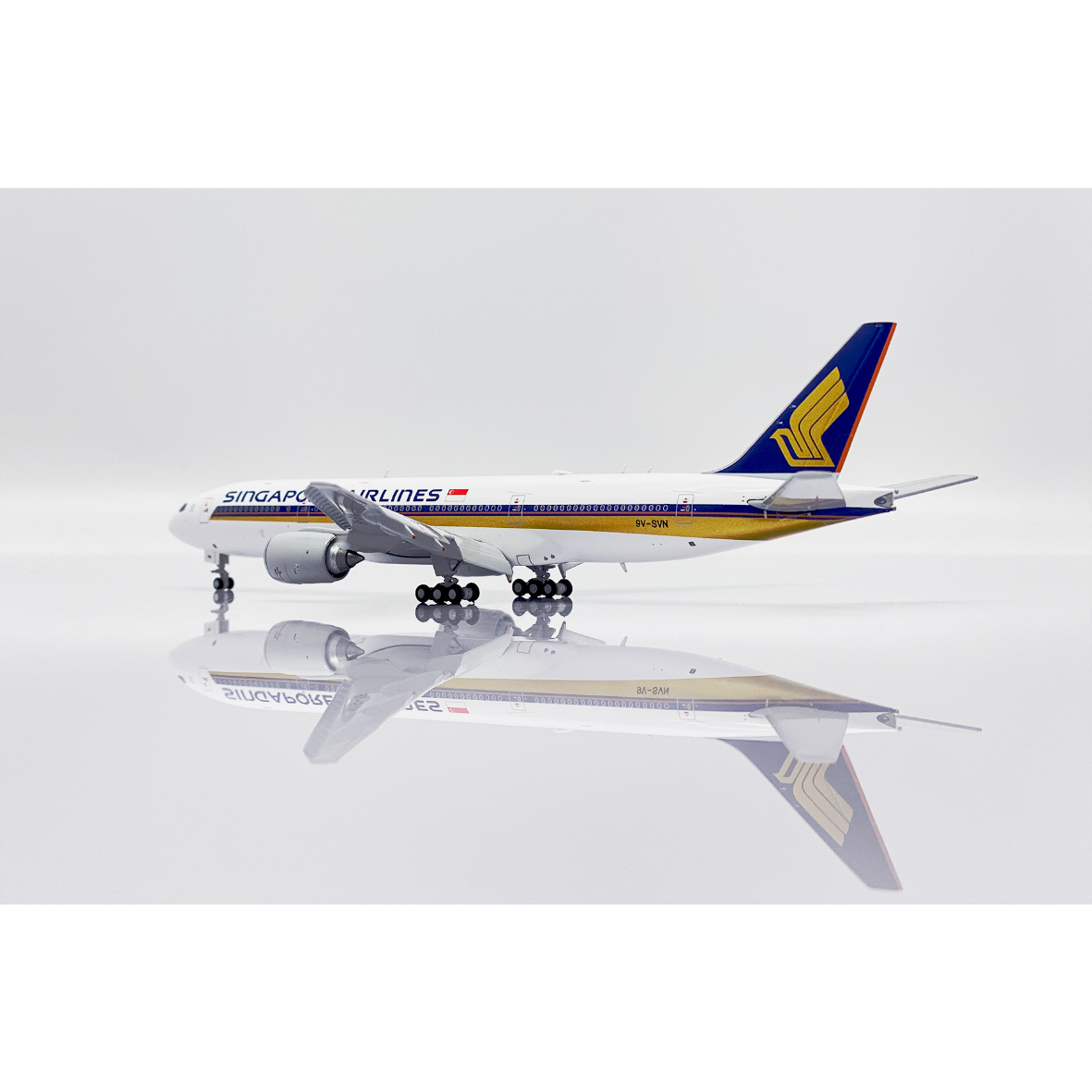 1/400 777-200 シンガポール航空 9V-SVN F