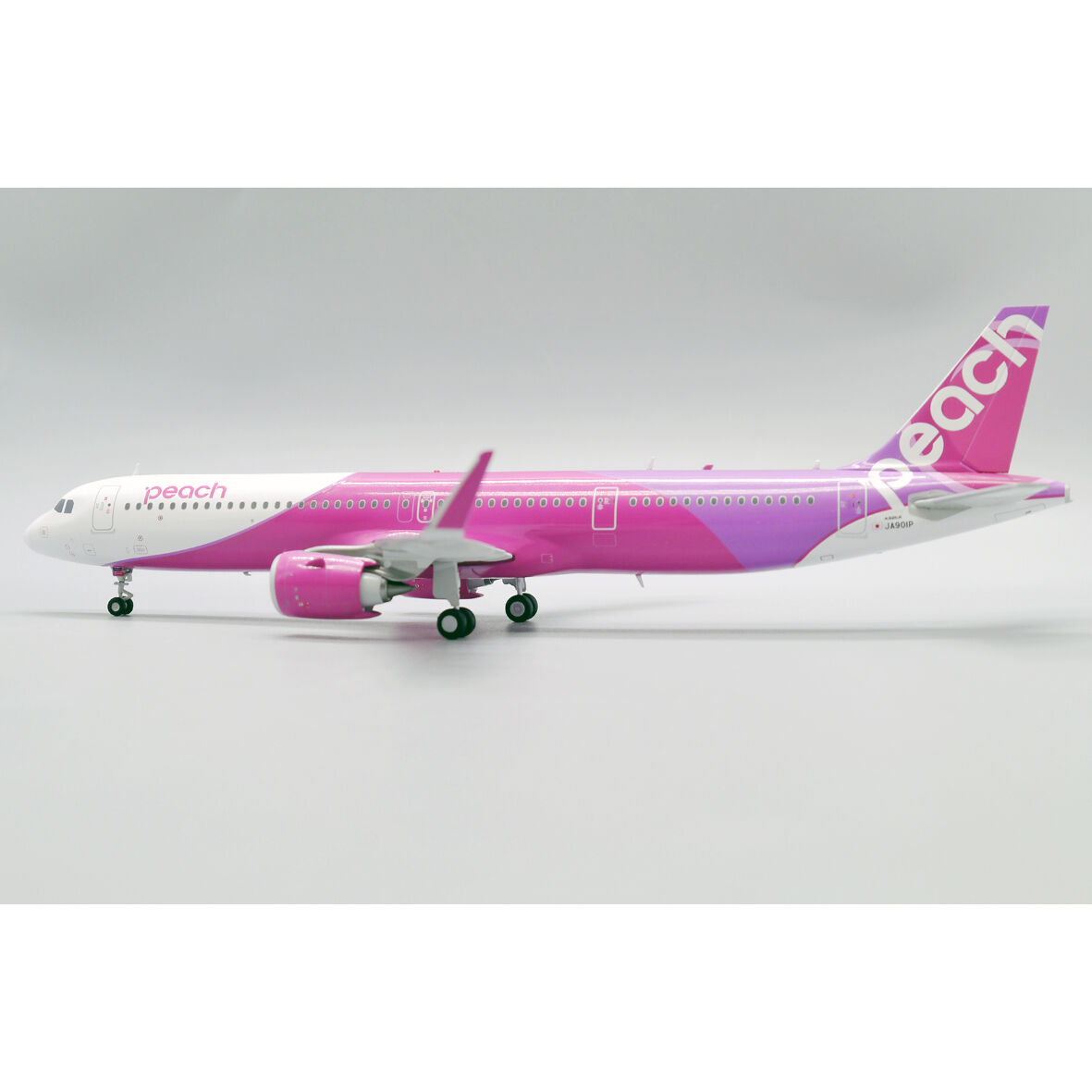 JC Wings 1:200 ピーチ Peach A321NEO JA901P original