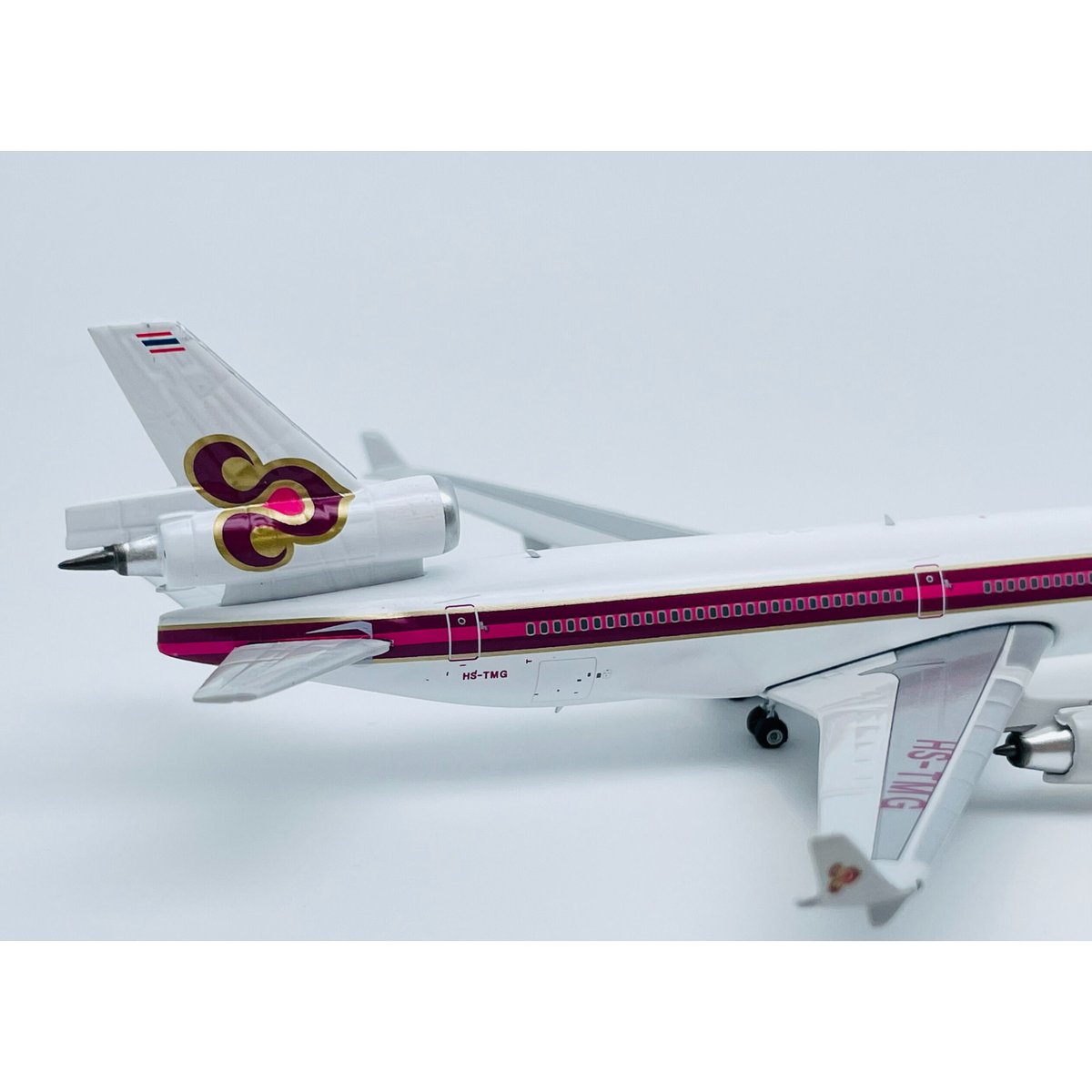 お取り寄せ商品】1/400 MD-11 タイ国際航空 HS-TMG