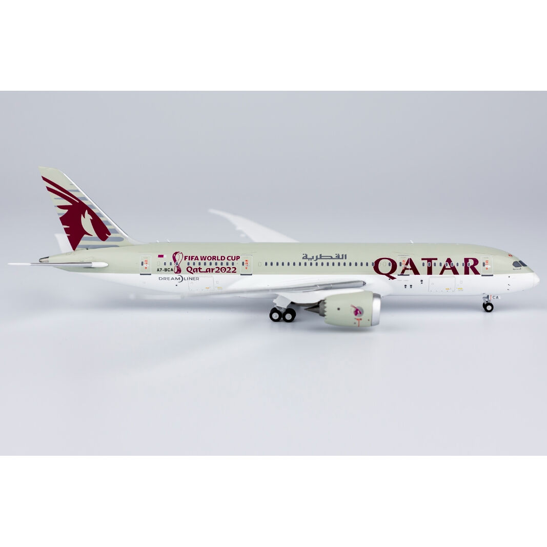 new! QATAR航空／Boeing747 /ワールドカップ1/150 new! QATAR航空／Boeing747 /ワールドカップ1/150