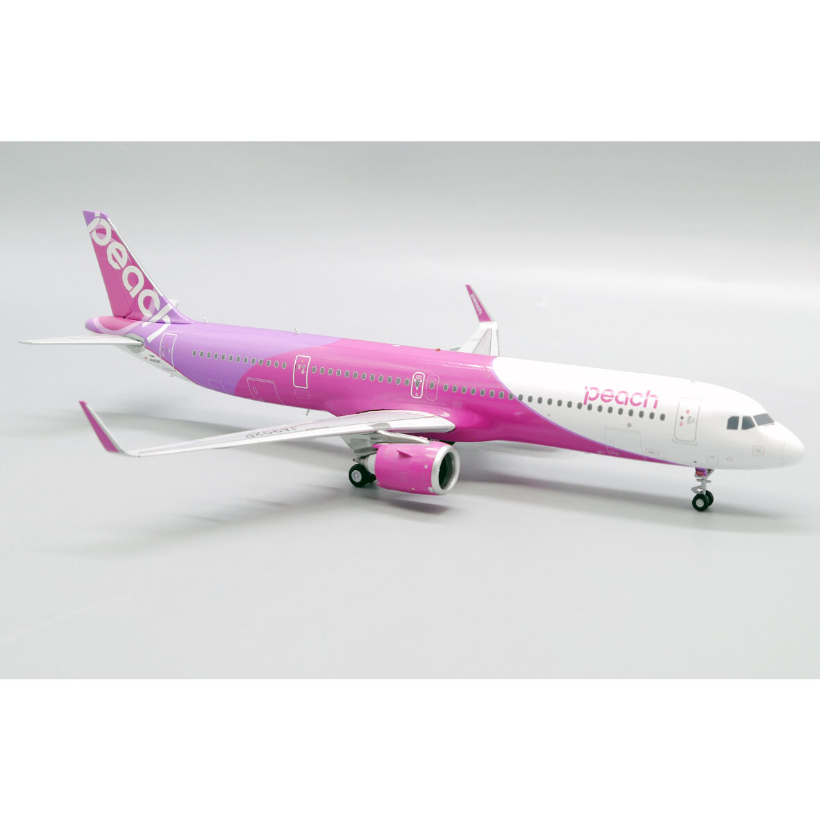 新品 peach ピーチ航空 AIRBUS A321neo 1/200 非売品・新商品情報】1/200 A321NEO ピーチPeach Aviation J