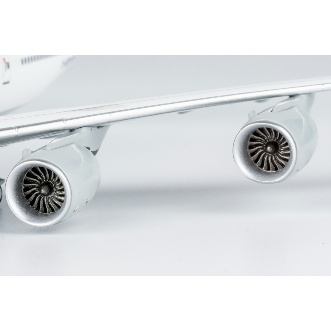 1/400 747-8 ルフトハンザドイツ航空「旧塗装」 D-ABYM | ひこーきちゃん