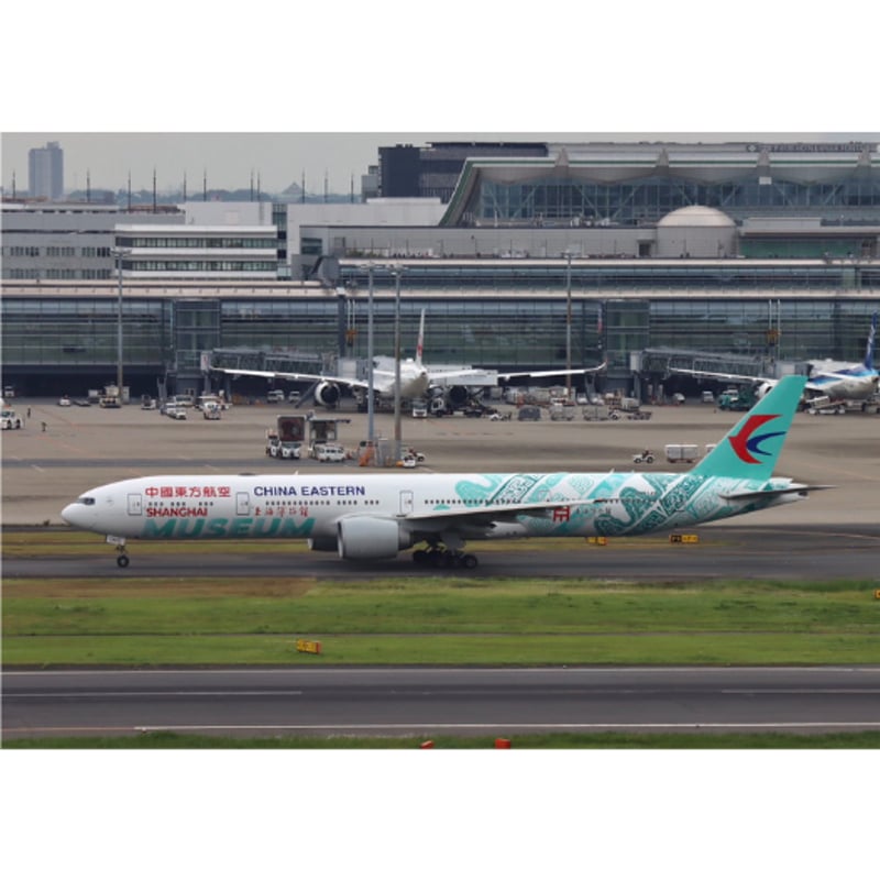 1/400 777-300ER 中国東方航空「上海博物館Museum in the Sky特