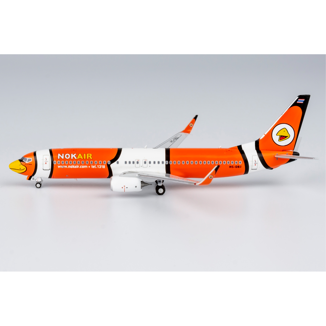 お取り寄せ商品】1/400 737-800/w ノックエア「Nok Ra Ruen