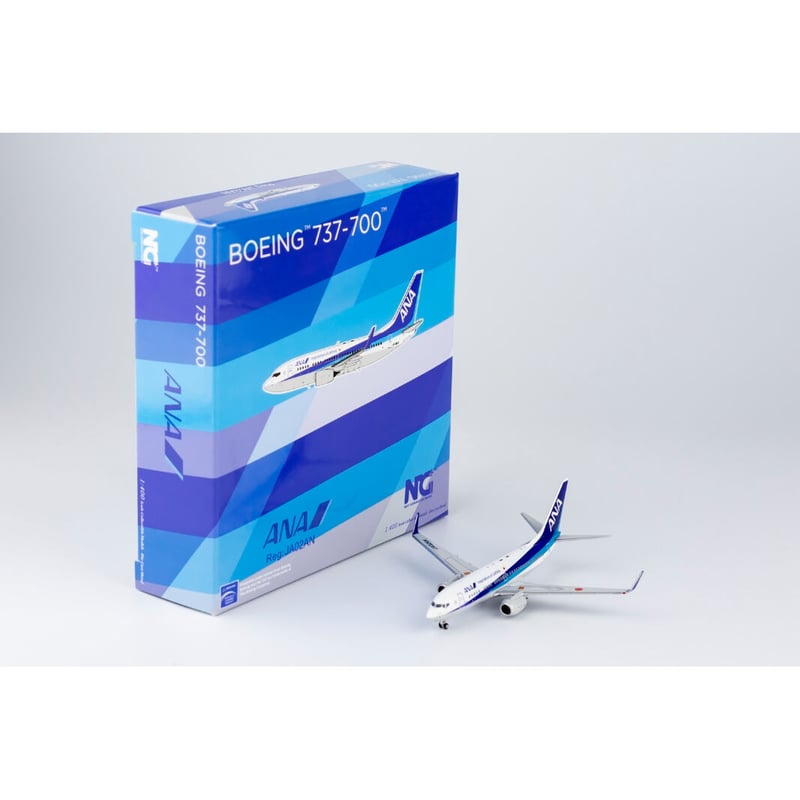 非売品・新商品情報】1/400 737-700/w ANA JA02AN |
