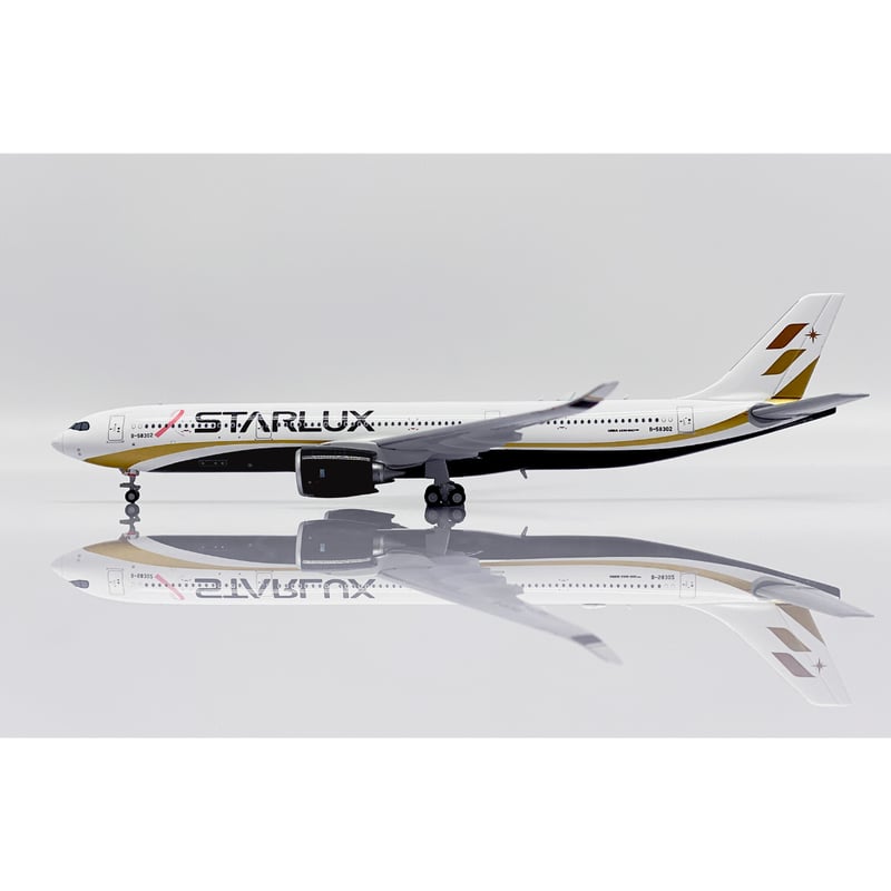 1/400 A330-900NEO スターラックス航空[ピンクリボン 特別塗装