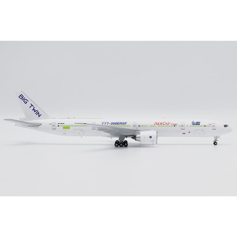 キャセイパシフィック航空　B777-300 フラップダウン　1/400 fit=scale-down,w=1200