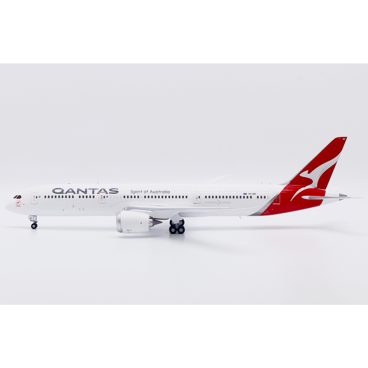 限時セール】【お取り寄せ商品】1/200 787-9 カンタス航空 VH-ZNF |