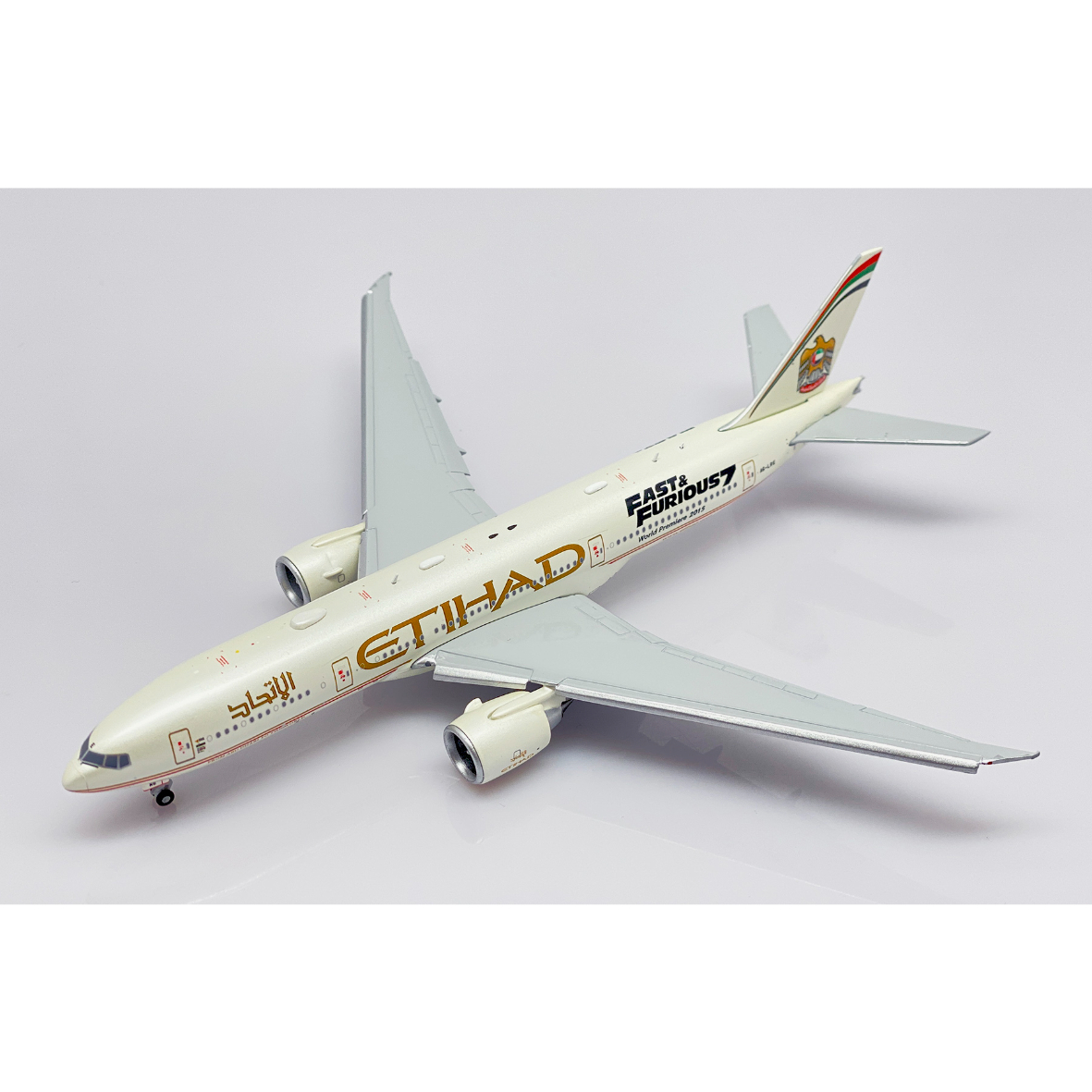 エティハド航空 777-200LR A6-LRB 1/200 Boeing 777-200LR Etihad Airways Flaps Down | Modelsnavigator.com