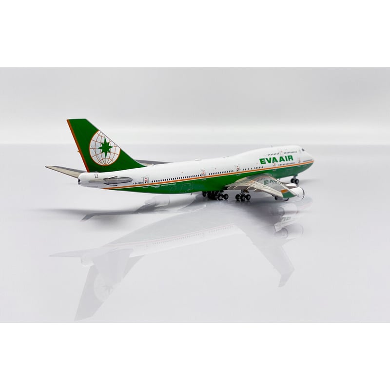 国産】 エバー航空 EVA 1/400 B777-300ERフラップダウン サンリオ塗装 