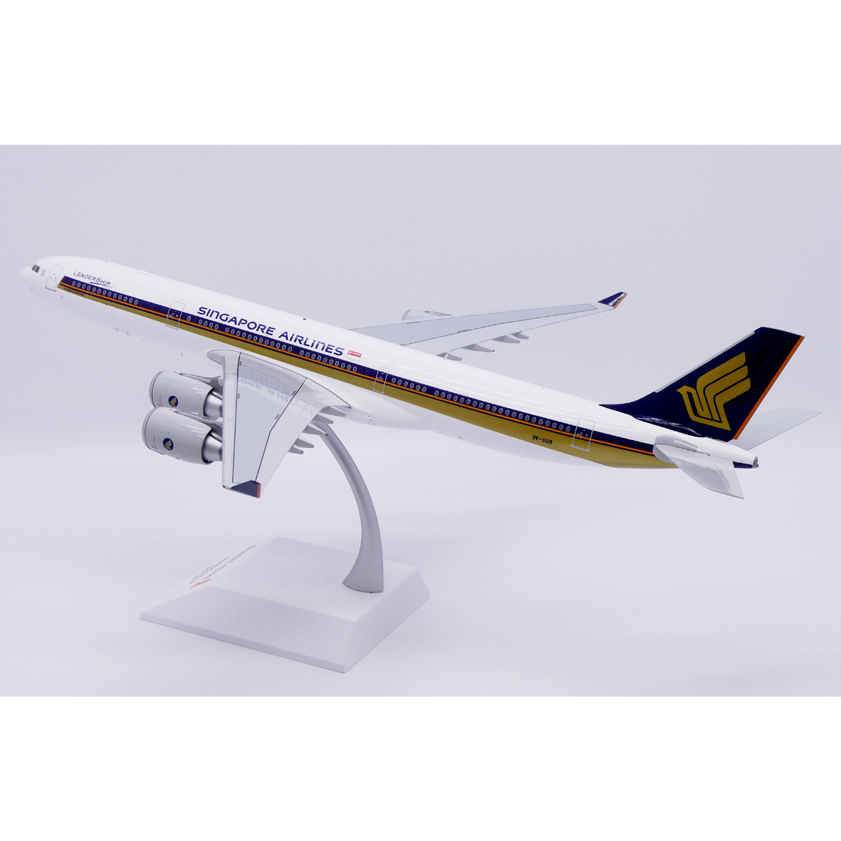 1/200 A340-500 シンガポール航空「Leadership」