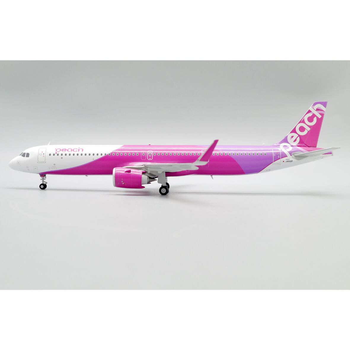 非売品・新商品情報】1/200 A321NEO ピーチPeach Aviation J